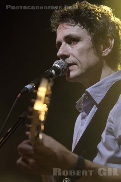 DEAN WAREHAM PLAYS GALAXIE 500 - 2011-02-19 - PARIS - La Fleche d'Or - 